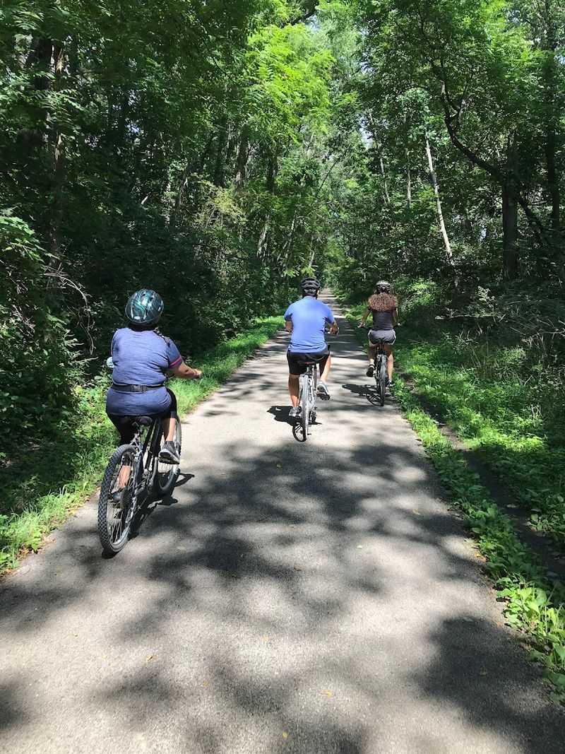 Great Western Trail, St. Charles to Sycamore