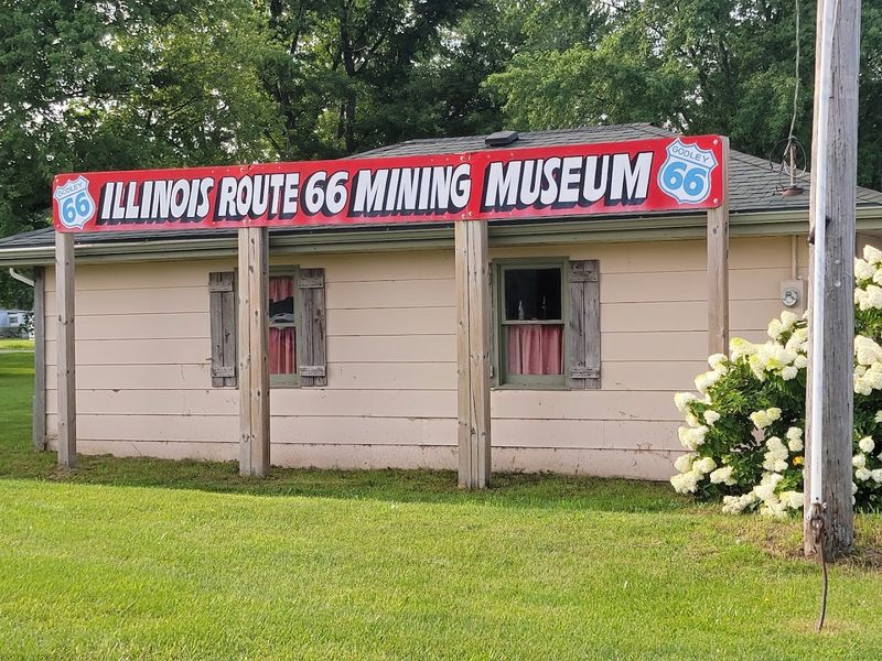 Illinois Route 66 Mining Museum, Godley
