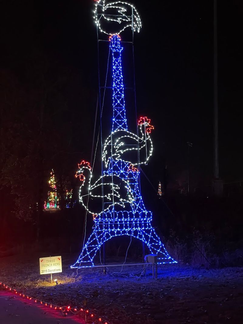 Illuminated Displays Around Every Bend Illuminated Displays Around Every Bend