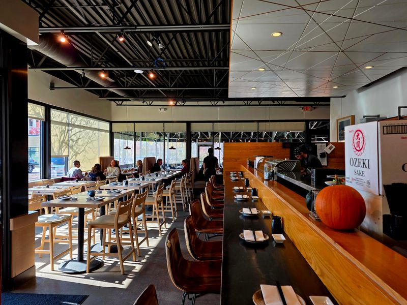 Maru Sushi and Grill, Grand Rapids