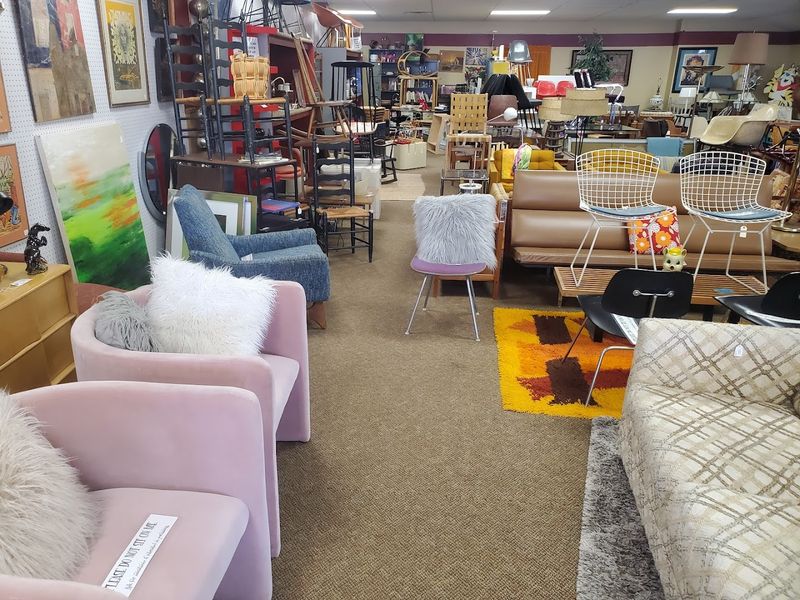 410 Vintage, Fayetteville