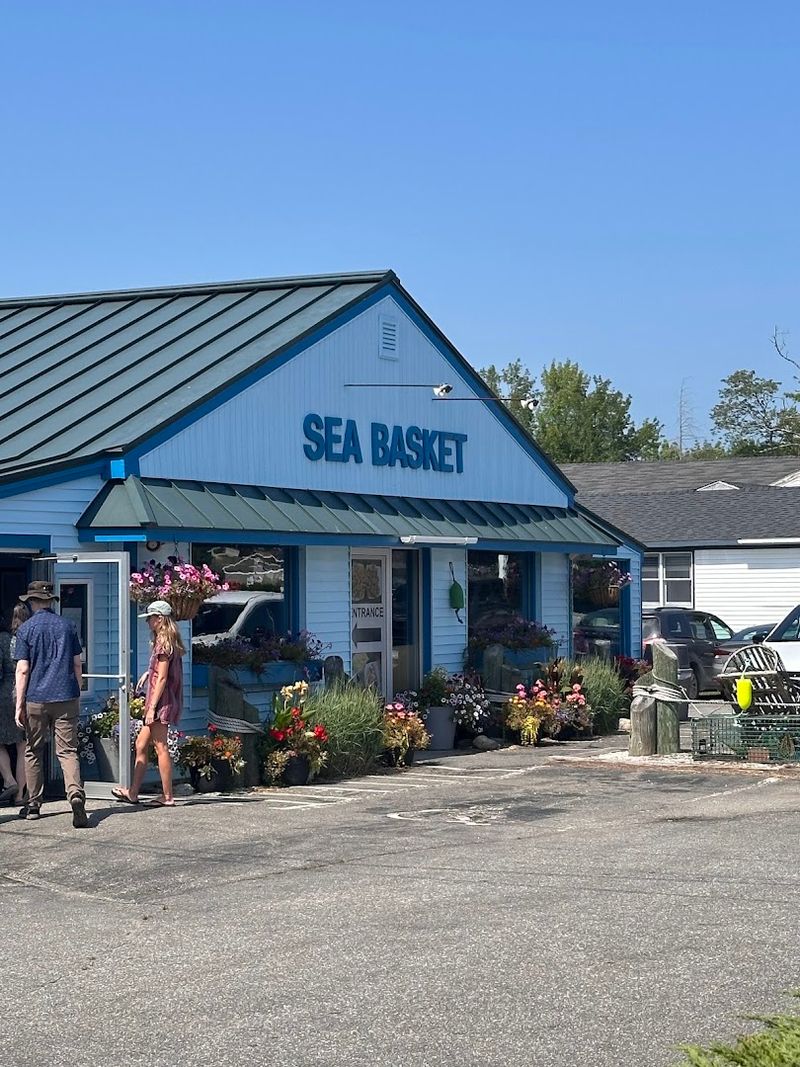 In The Heart Of Coastal Maine In The Heart Of Coastal Maine