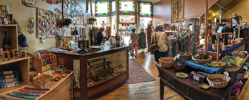 Incense, Candles, and the Kind of Atmosphere You Want to Bottle
