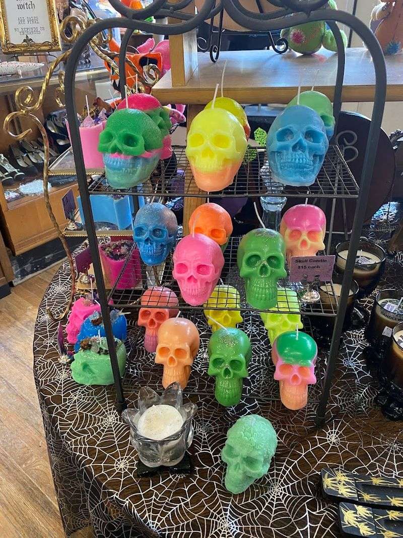 Seasonal Spook Flourish