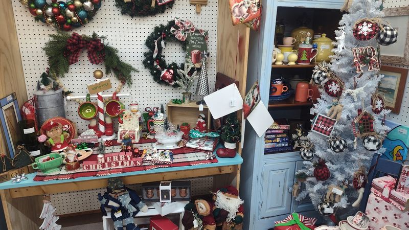 Perfect Year-Round Shopping Destination