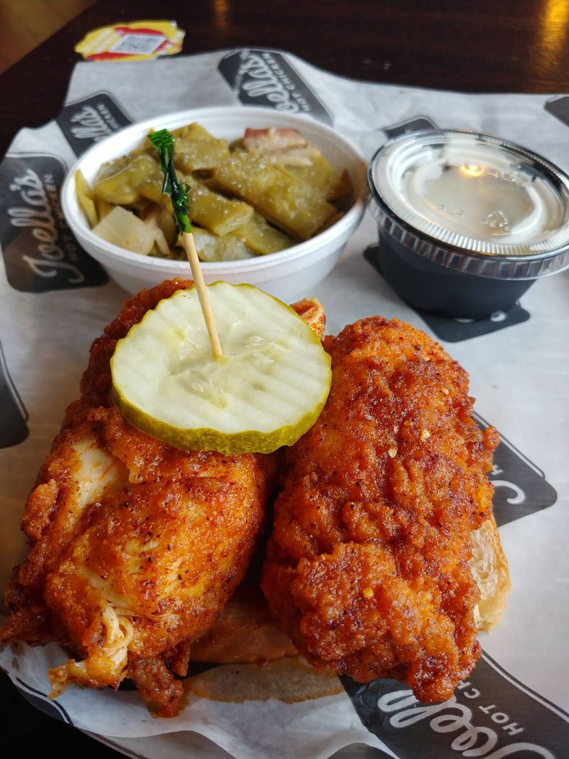 Joella's Hot Chicken (St. Matthews) – Louisville