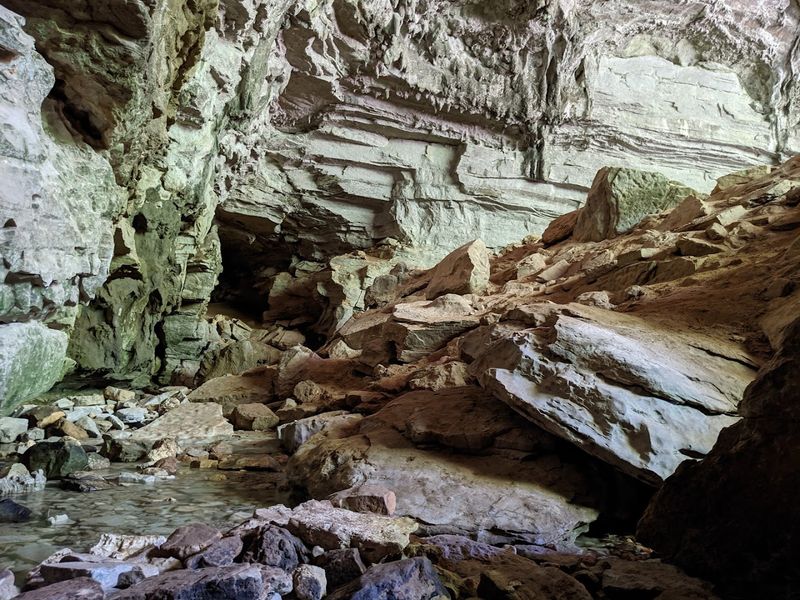 Indian Rockhouse Trail