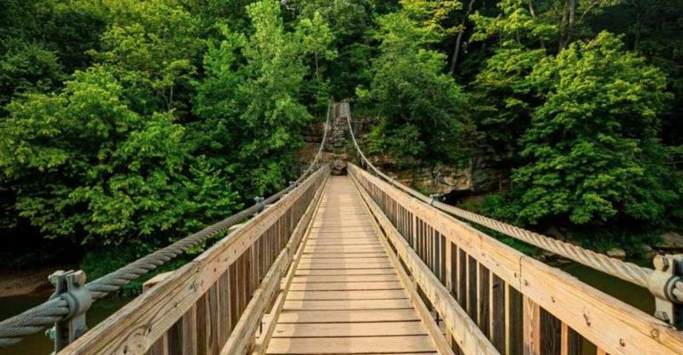 Indiana’s Secret Nature Trails Are The Ultimate Escape For Outdoor Lovers