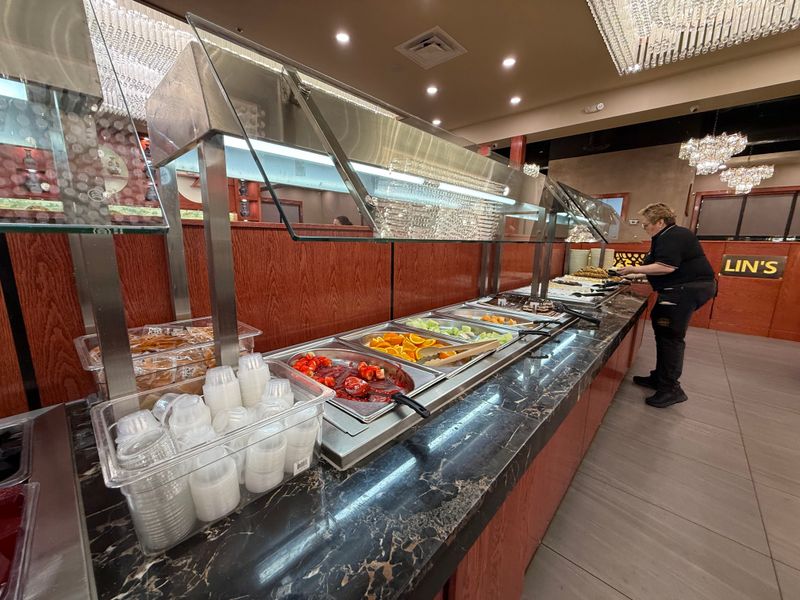 Lin’s Seafood And Sushi Buffet, San Antonio