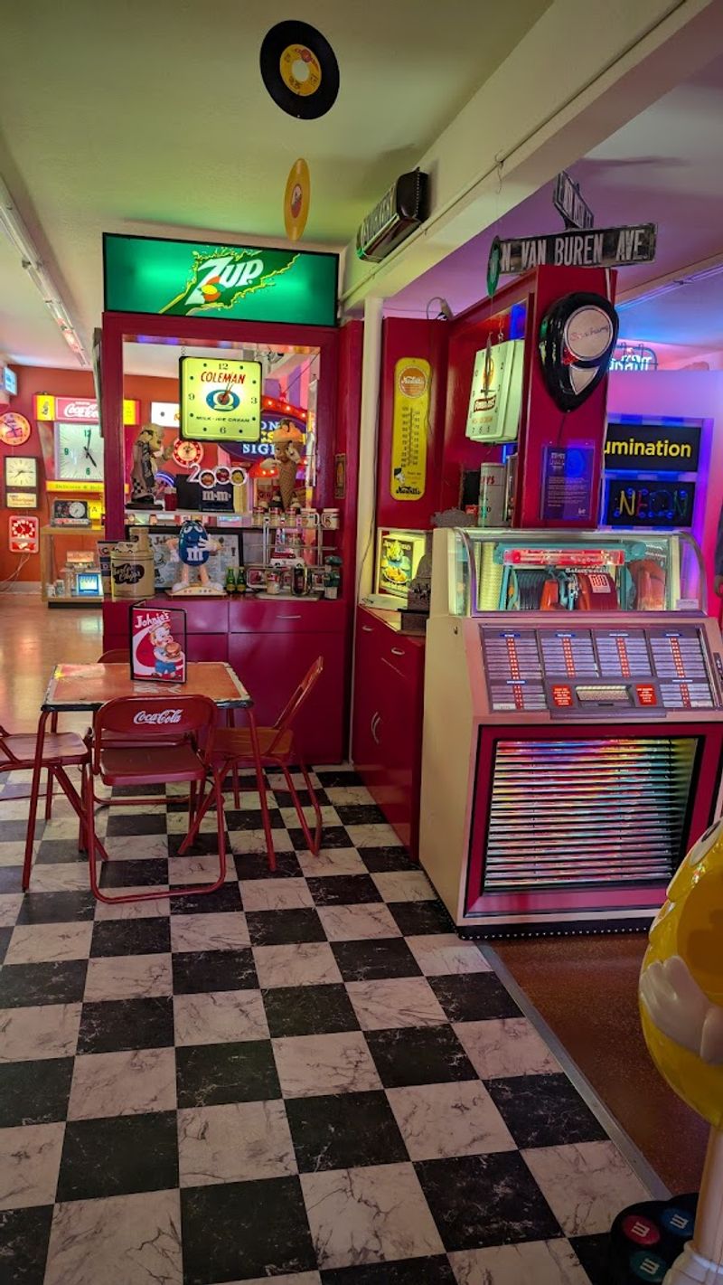 Indoor Wonders And Argon Alley