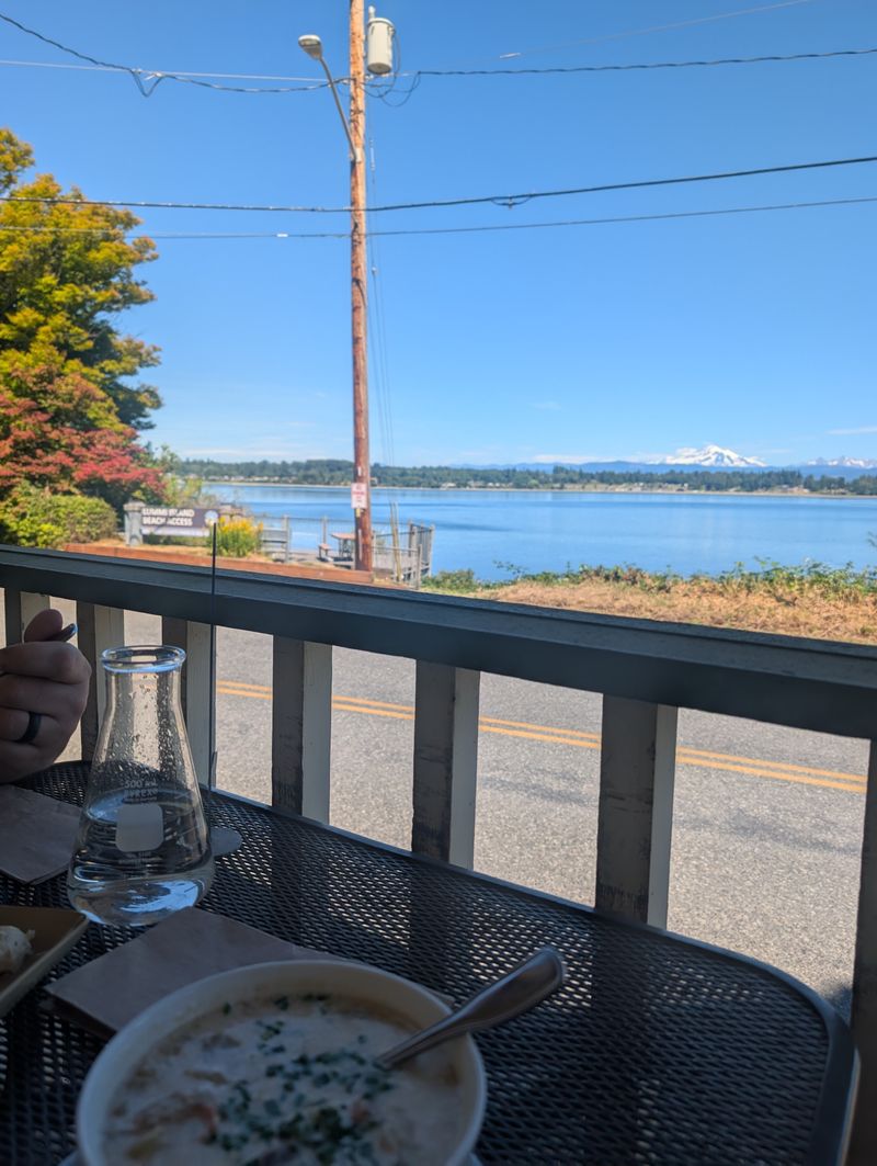 Beach Store Cafe, Lummi Island