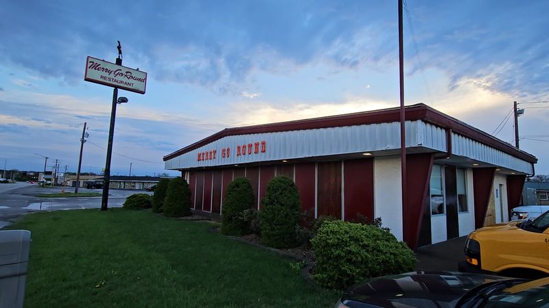 A doorway that promises less thinking, more eating