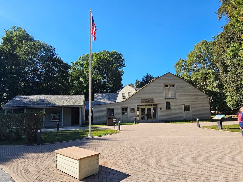 What the Visitor Center Teaches You Before the Tour