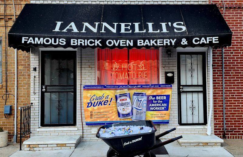 Iannelli's Brick Oven Bakery
