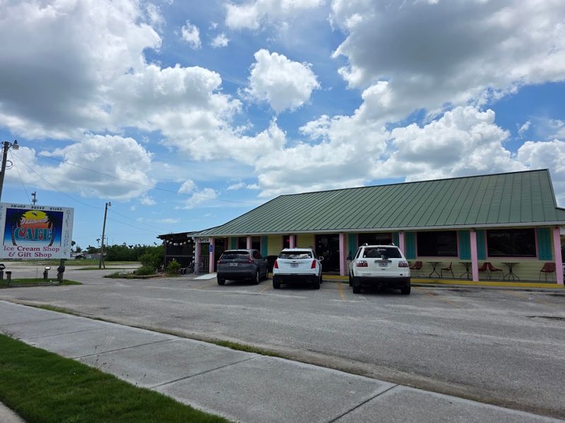 Island Cafe, Everglades City