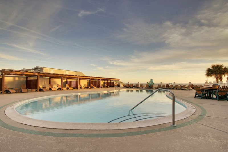 Islander Hotel & Resort Islander Hotel & Resort
