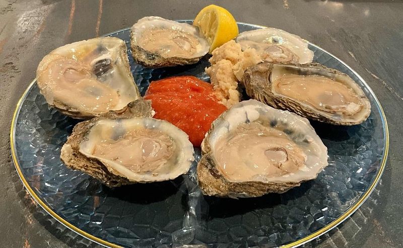 The Oysters Are Ridiculously Fresh and Properly Prepared