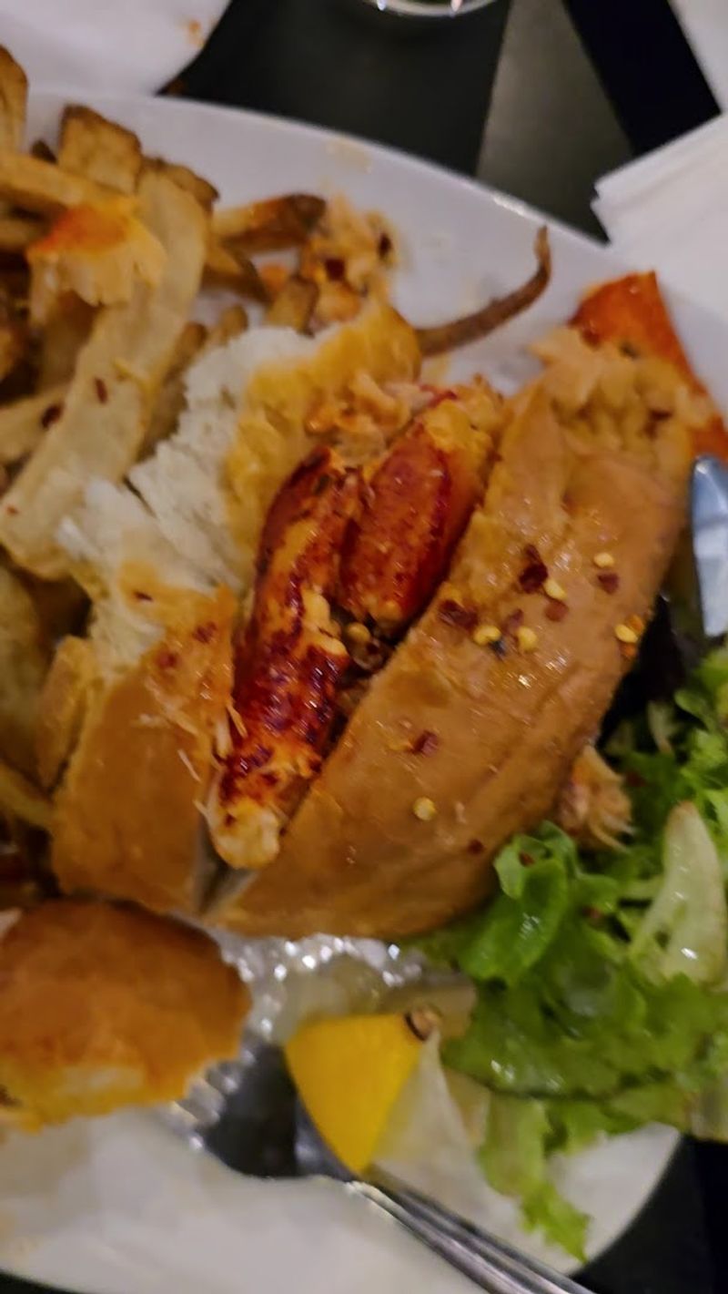 The Lobster Nachos Are a Crowd Favorite Worth Ordering Immediately