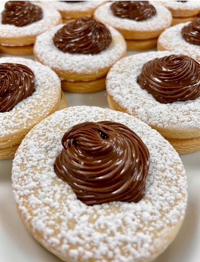 Italian Cookies That Deserve Their Own Fan Club