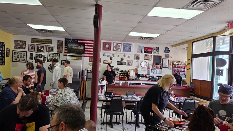 J & J's Family Restaurant & Catering, Pittsburgh, PA