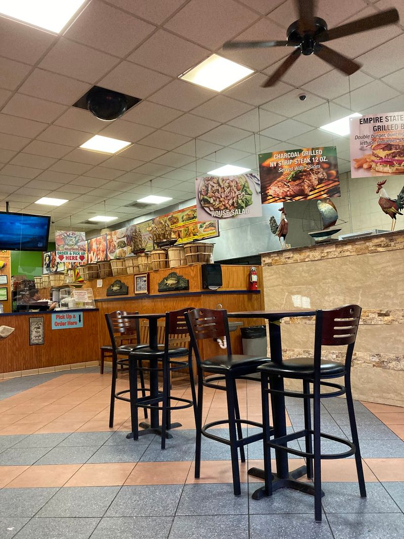 J & P Seafood, Philadelphia, PA