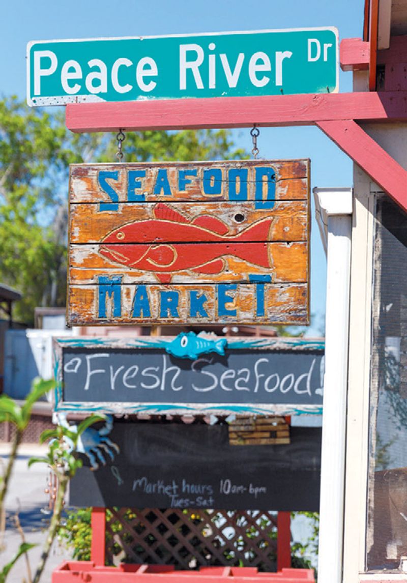 Peace River Seafood: Punta Gorda's Crab Shack Champion