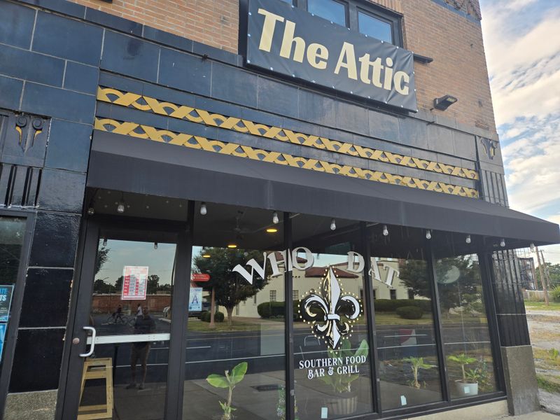 Who Dat Southern Food Bar & Grill – South Kingshighway