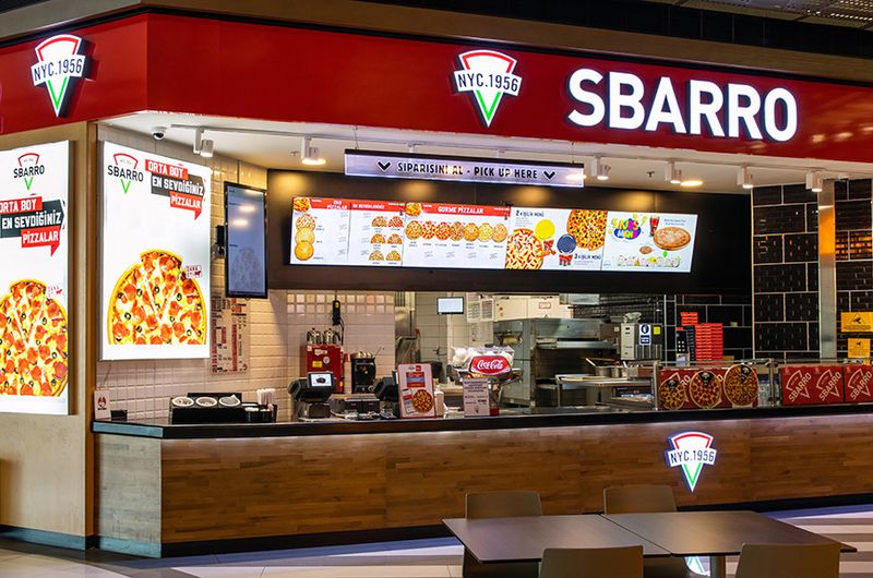 Sbarro: Mall Food Court Mediocrity