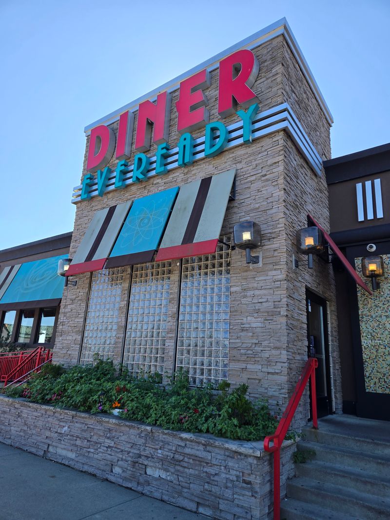 Everready Diner (Brewster) — Brewster, New York (Delivered Old-School Comfort)