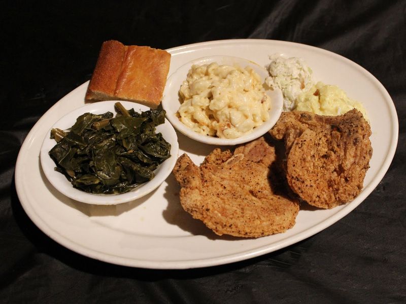 Pandora’s Sports Bar & Restaurant