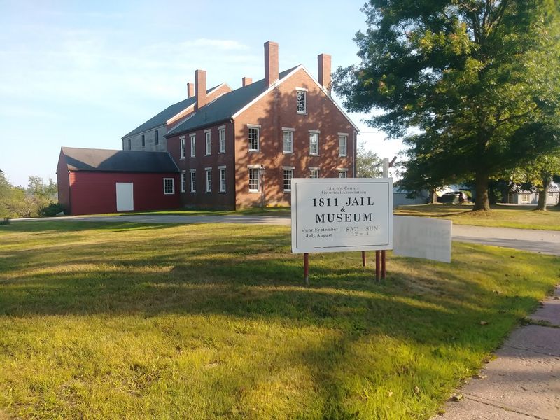 Jailhouse Rocks And A Record Courthouse
