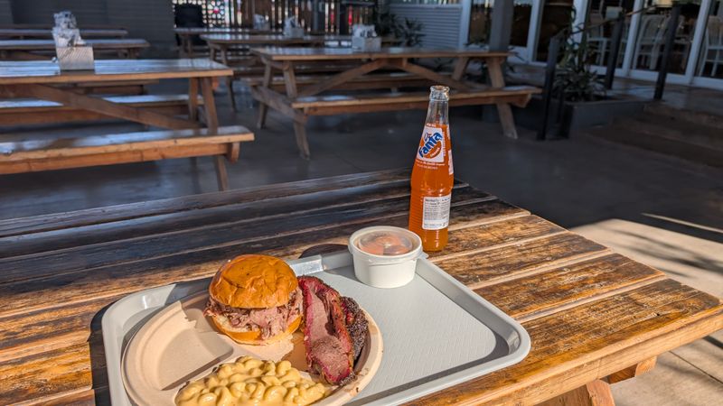 The Patio That Turns Lunch Into an Event