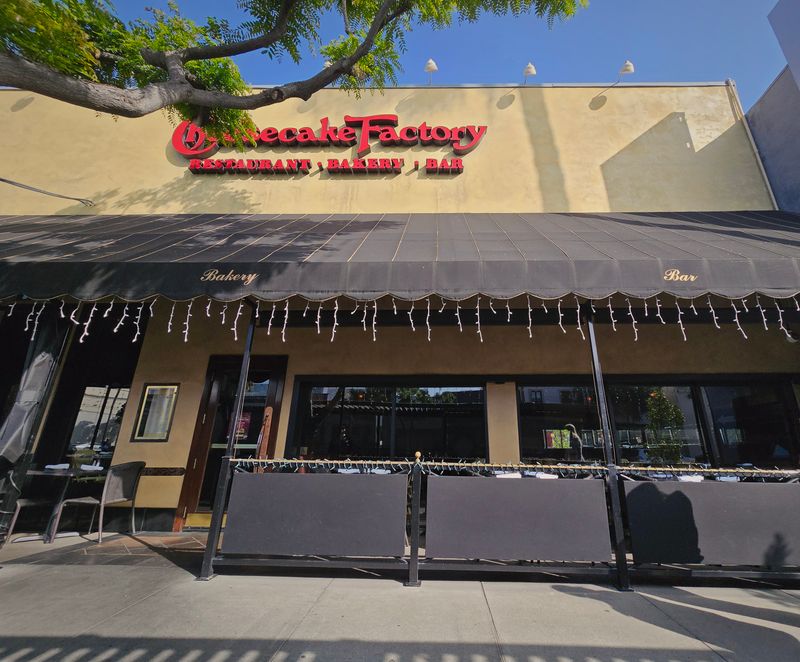 The Cheesecake Factory, Beverly Hills