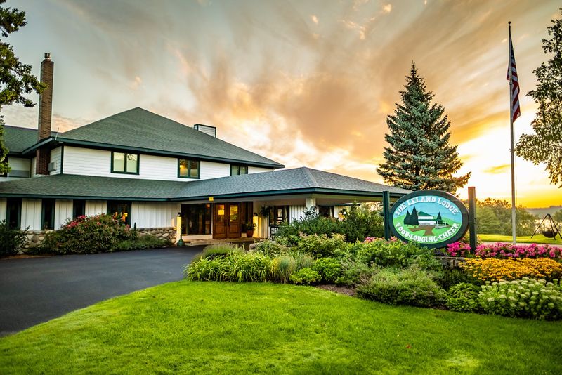 The Leland Lodge – Leland