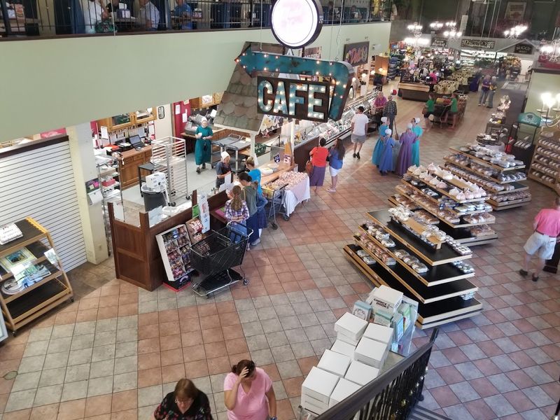 Mudd Valley Cafe Upstairs and Why You Should Not Skip It