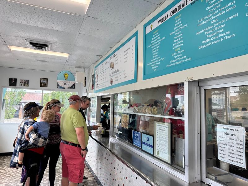 Jarling's Custard Cup - Champaign