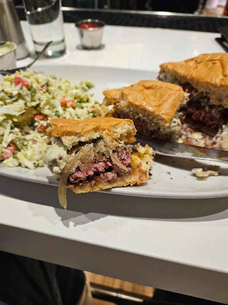 Zig Zag Smokin’ Burger