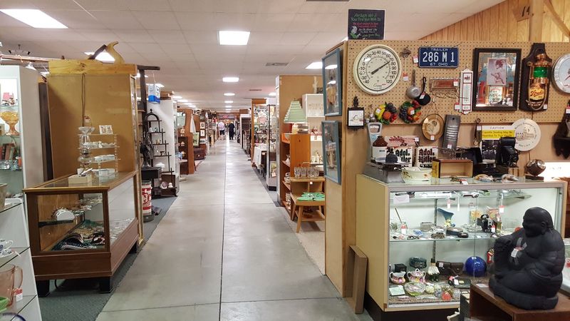 Jeffrey's Antique Gallery, Findlay