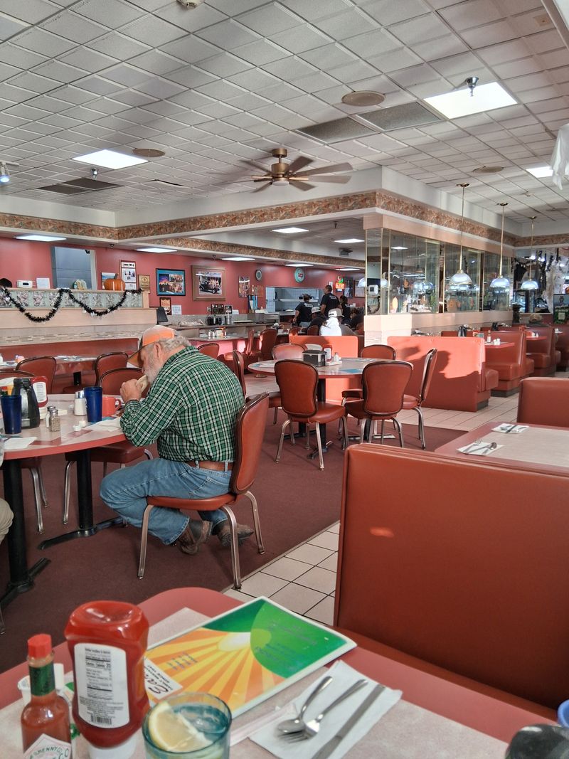 Bird's Aphrodisiac Oyster Shack: Tallahassee's Quirky Hangout