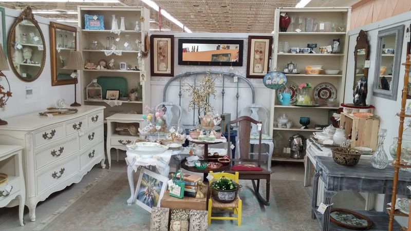 Furniture and Home Decor Finds