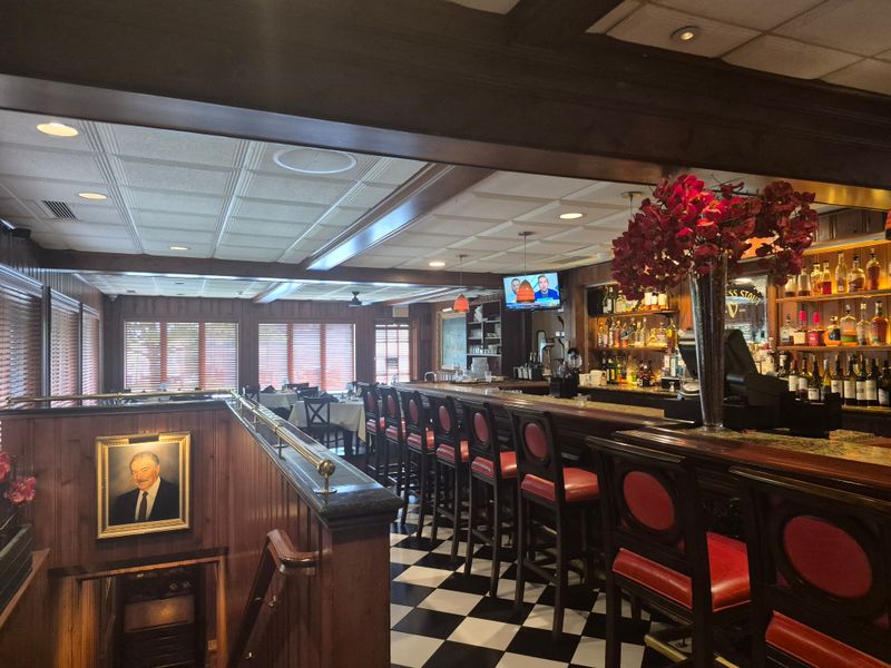 Kreis’ Steakhouse & Bar (St. Louis)