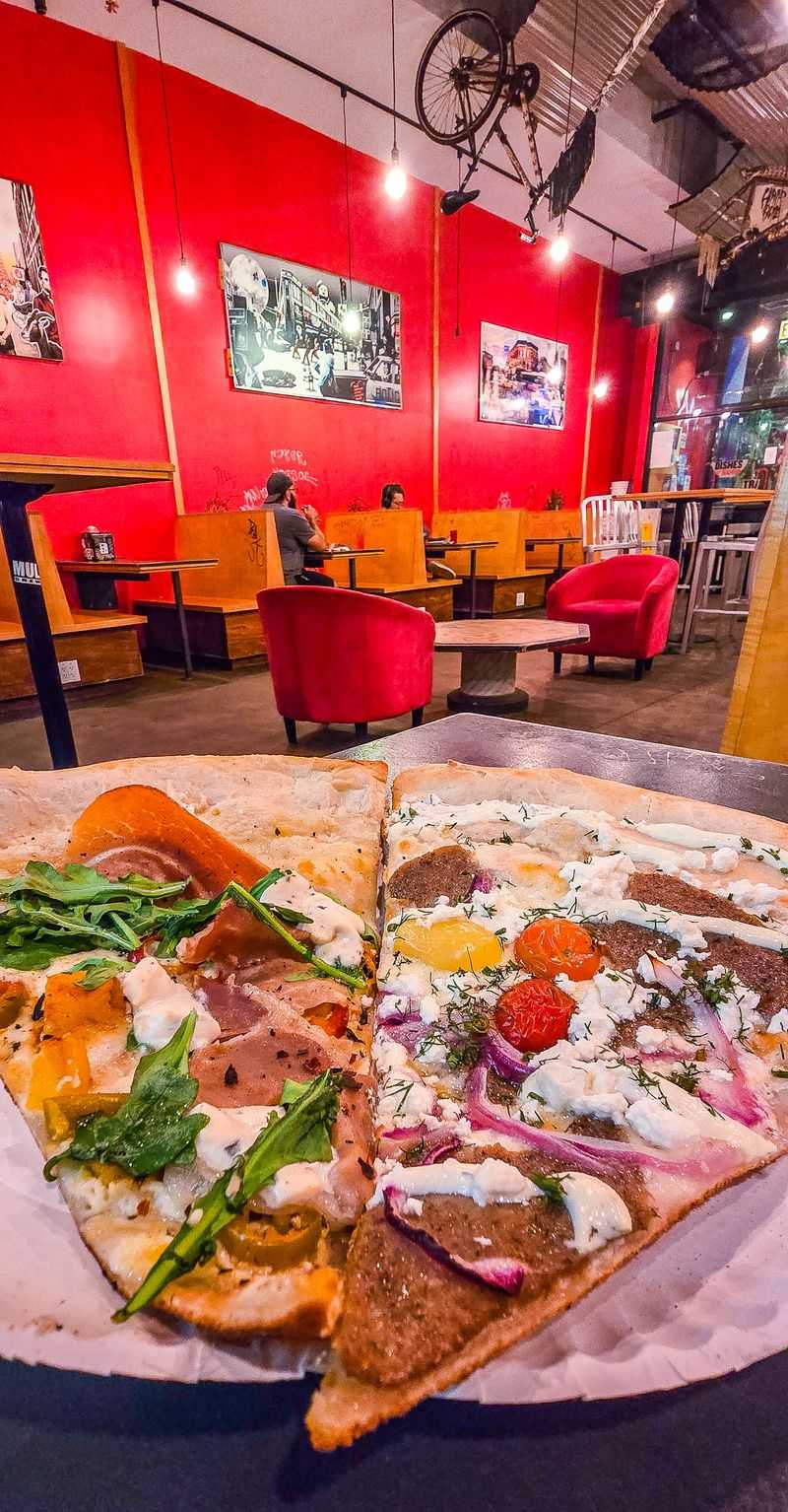 Dimo's Pizza (Logan Square) – Chicago