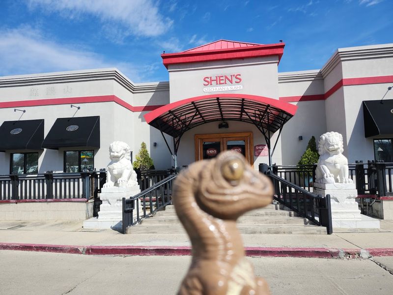 Shen's Szechuan and Sushi, Dayton