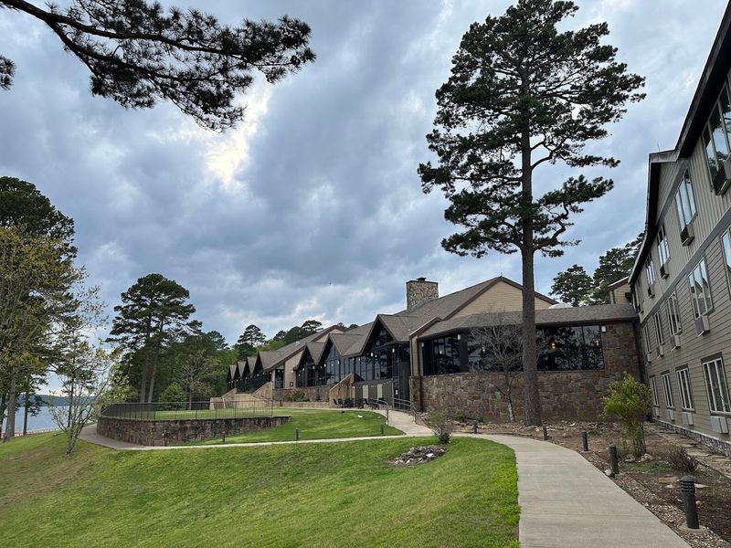 Shoreline Restaurant at DeGray Lake Resort State Park, Bismarck