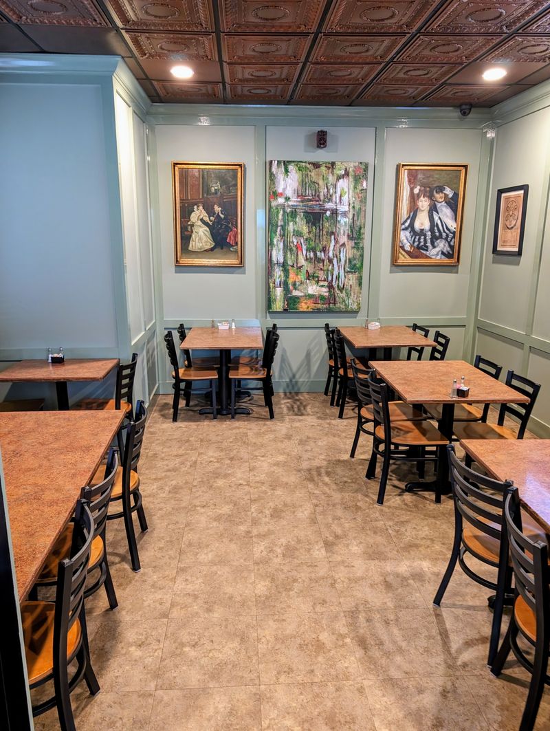 Sutton's Family Italian Restaurant