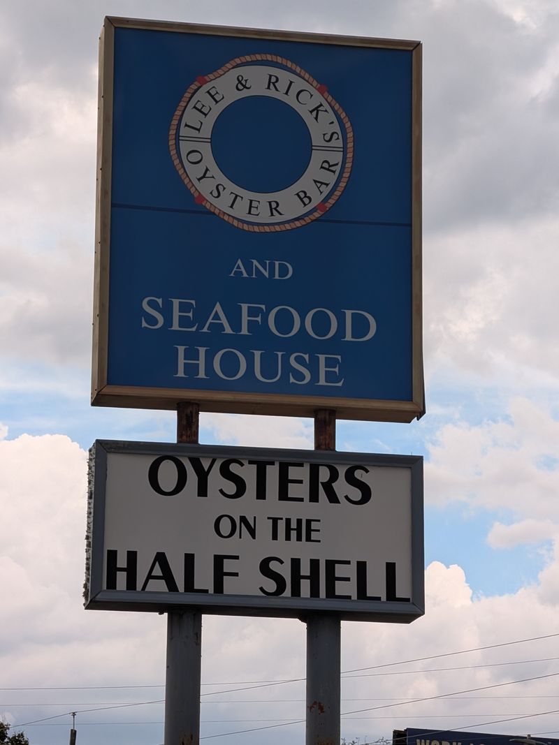 Lee & Rick’s Oyster Bar