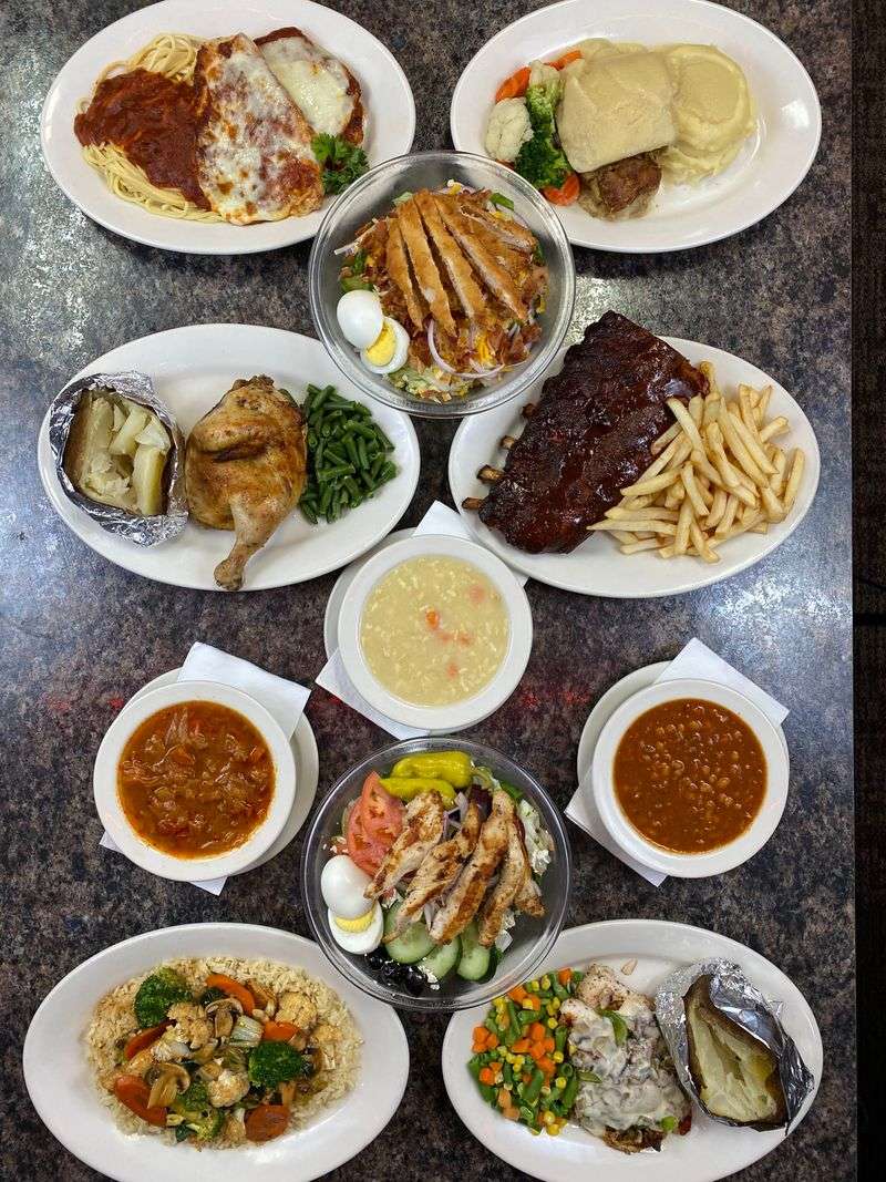 Holiday Grill Coney Island, Dearborn