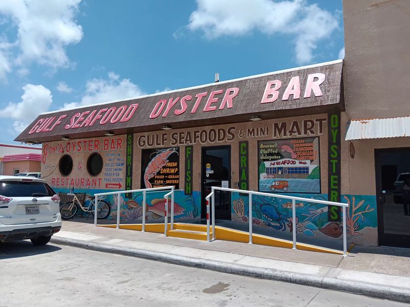 Joe's Oyster Bar
