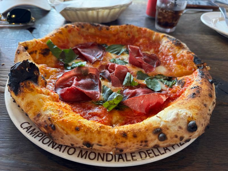 La Leggenda Pizzeria, Miami Beach