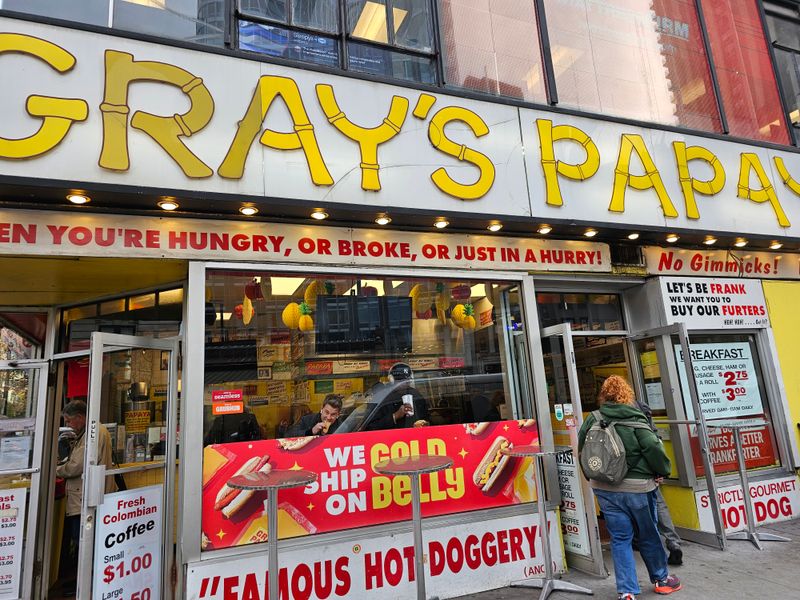Gray’s Papaya